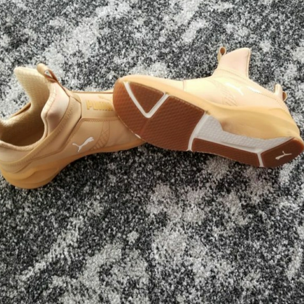 Puma Women Shoe